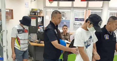 Bebe-e-envenenada-e-atirada-de-terceiro-andar-de-predio-na-Tailandia