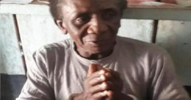 PhotoGrid_1565573382820-1024x576