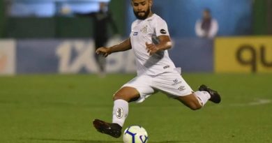 Santos-x-Chap-989x556