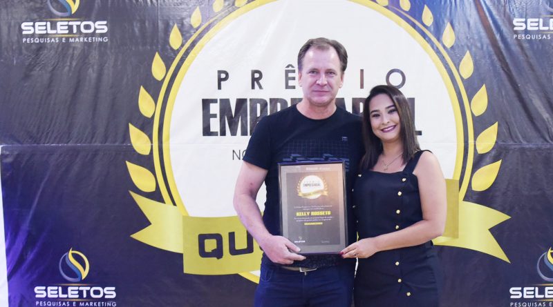 MANICURE-KELLY ROSSETO