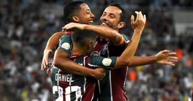 Rio de Janeiro, RJ - Brasil - 12/10//2019 - Maracanã - Daniel comemorando golrnCampeonato Brasileiro. 25ª Rodada. Jogo Fluminense x Bahia.rnFOTO DE MAILSON SANTANA/FLUMINENSE FCrnrnIMPORTANTE: Imagem destinada a uso institucional e divulgação, seu uso comercial está vetado incondicionalmente por seu autor e o Fluminense Football Club.rnrnIMPORTANT: Image intended for institutional use and distribution. Commercial use is prohibited unconditionally by its author and Fluminense Football Club.rnrnIMPORTANTE: Imágen para uso solamente institucional y distribuición. El uso comercial es prohibido por su autor y por el Fluminense Football Club.