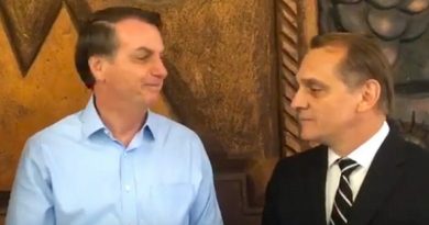 Jair-Bolsonaro-e-Wilson-Santos--990x556