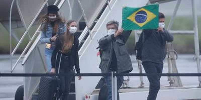 Brasileiros-repatriados-da-China