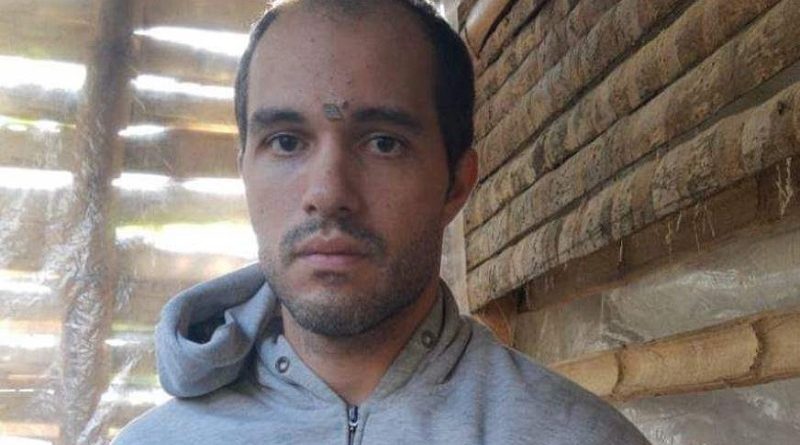 show_rafael_xxxxx_3FC2C1ED-3E14-4FCE-92FF-2BF13BF70624