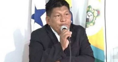 BD699504-5457-4E4E-A7D4-A1ED2EEB21B0