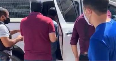 policia manda balea a esposa