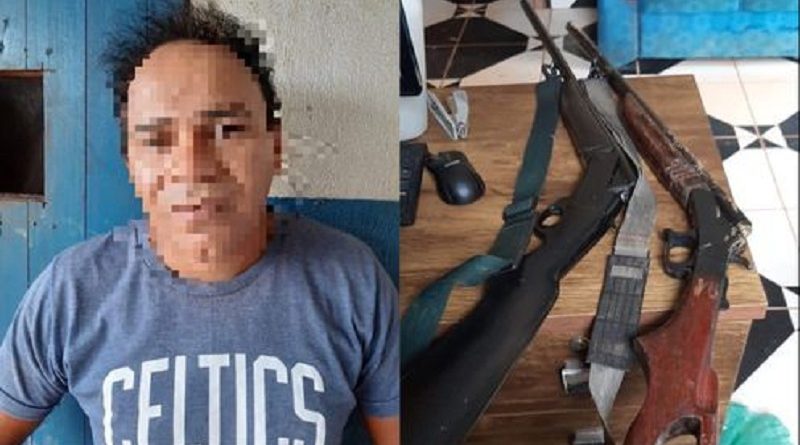 Suspeito preso e armas apreendidas
