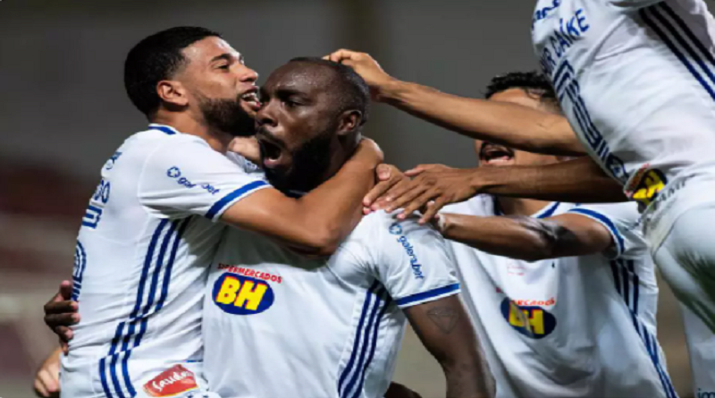 Manoel fez o gol que selou sexto triunfo do Cruzeiro fora de casa na Série B