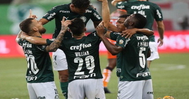 Com golaços de Veron, Palmeiras atropela Delfin