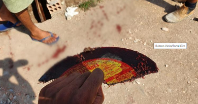 Disco de lixadeira se solta e fere dois trabalhadores