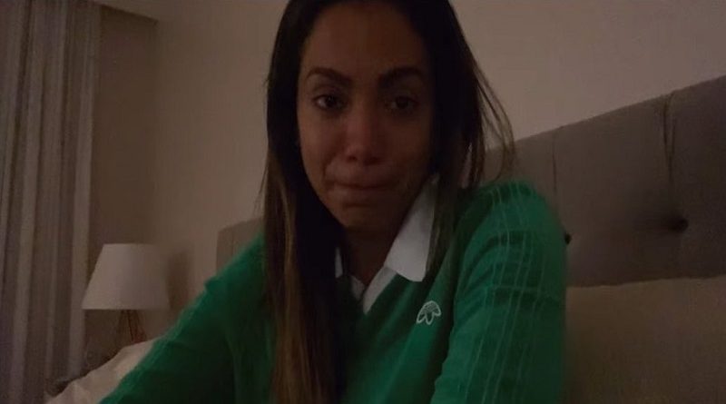 Anitta revela, em documentário, que sofreu estupro aos 14 anos — Foto: Reprodução