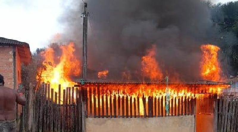 casa pega fogo aveiro