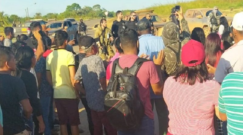 População protesta