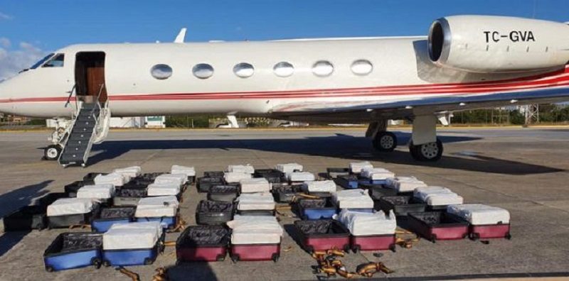 PF-apreende-1-3-tonelada-de-cocaina-em-jato-executivo-no-aeroporto-de-Fortaleza