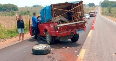 Colisão-Mitsubishi-L-200-vermelha-e-careta-1-setembro-2021-divulgação-990x556