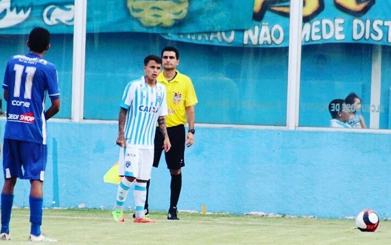 Bruninho em atuação pelo Paysandu contra o Águia de Marabá, pelo Campeonato Paraense de 2016 — Foto: Ascom Paysandu 