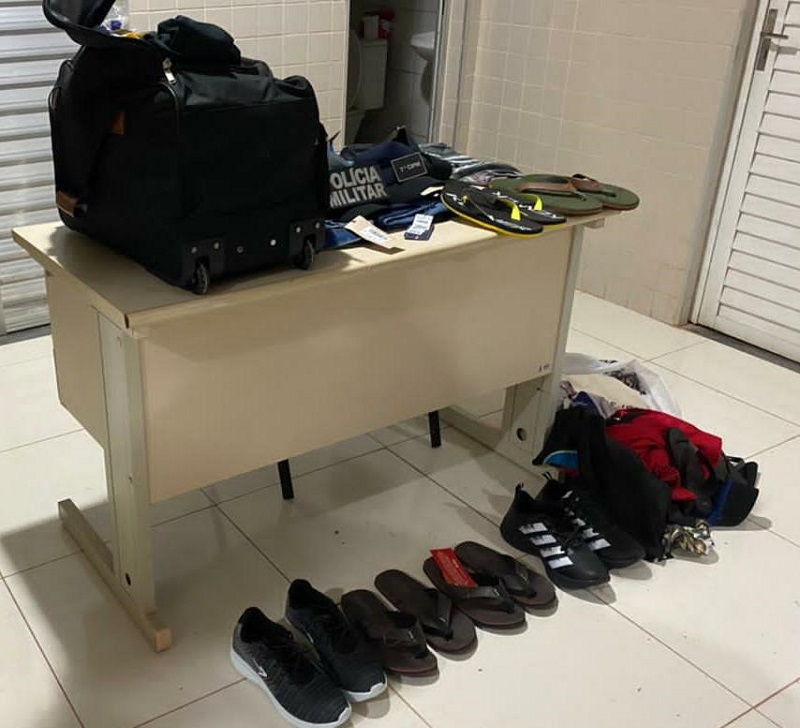 Roupas, calçador furtados da loja predileta (Foto: Divulgação Policia)