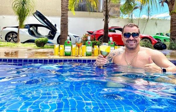 RONIE PETER FERNANDES DA SILVA
Polícia apura crimes de extorsão e lavagem de dinheiroReprodução