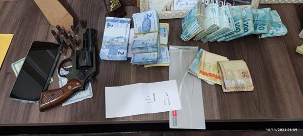 Operação SOS Malibu
Prisão realizada na terça (16/11)Gustavo Moreno/Metrópoles