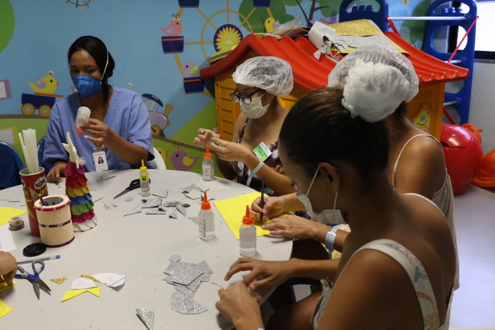 Anjos_de_Natal_representam_filhos_prematuros_de_forma_lúdica-_Pró-Saúde