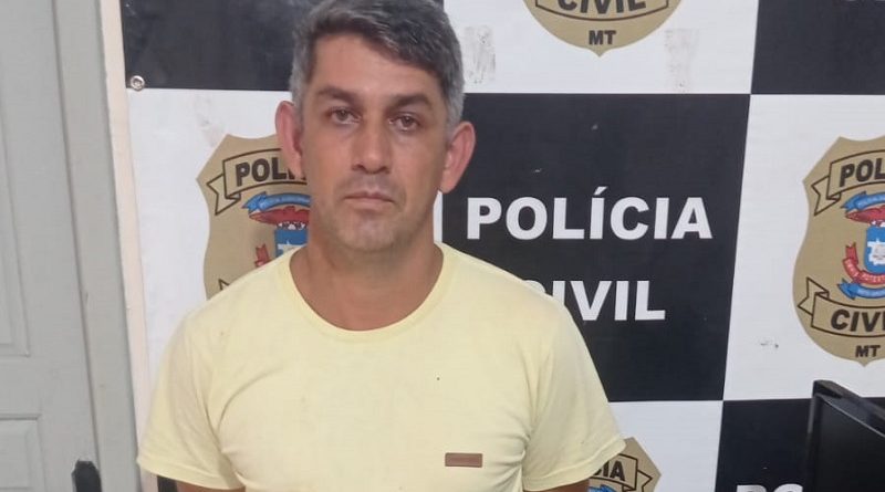 Eleandro Marcos Biazzoto tinha mandado de prisão em aberto por participar do homicídio do casal assassinado na Linha Gaúcha em outubro deste ano. Eleandro foi preso na cidade de Novo Mundo, no Mato Grosso. (Foto: Divulgação Policia)