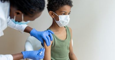 Vacinação de crianças já ocorre em vários países do mundo, como os EUA Imagem: iStock