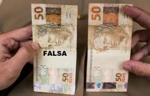 50 FALSAS