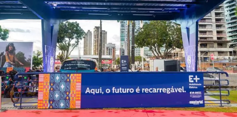 O eletroposto oferece carregamento de veículos elétricos de forma gratuita à população (Reprodução/Equatorial Pará)