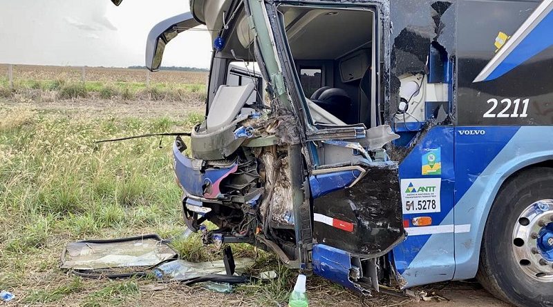 6DE768E1-A8B3-4415-B1DA-08A9BDA5B8E6