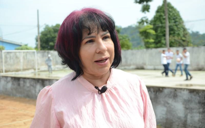 A professora Ilda Araújo, ex-diretora da instituição--Foto: Rai Pontes / Ascom Sedu
