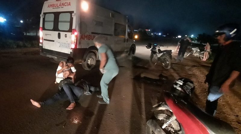 Motociclista bate a cabeça ao desviar de buraco na rodovia BR-163, perímetro urbano de Novo Progresso. (Foto:Arquivo Jornal Folha do Progresso)