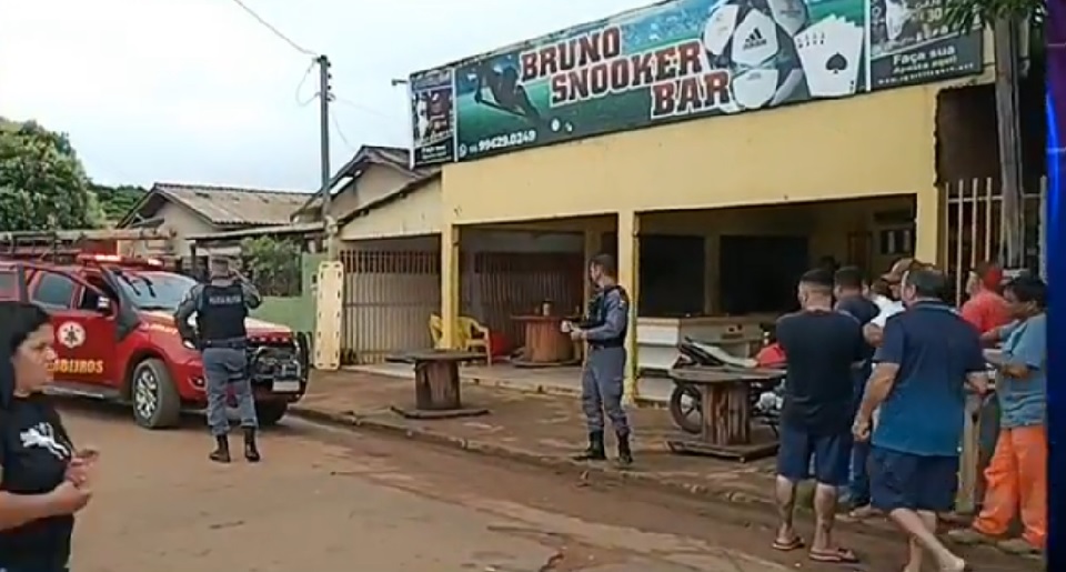 Chacina aconteceu em bar localizado no Jardim Lisboa, em Sinop (MT). — Foto: Reprodução 