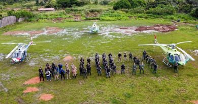 📷 As equipes iniciaram as ações com apoio aéreo, em que fizeram a verificação se as áreas estavam em atividade |Foto: Marcelo Souza /Ag.Pará