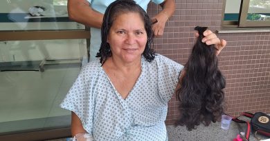 Dona Terezinha Mota pediu um corte de cabelo para doar à Casa Rosa_Instituto Mais Saúde (2)