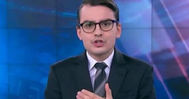 Untitled-design-5_00813165_0_-3