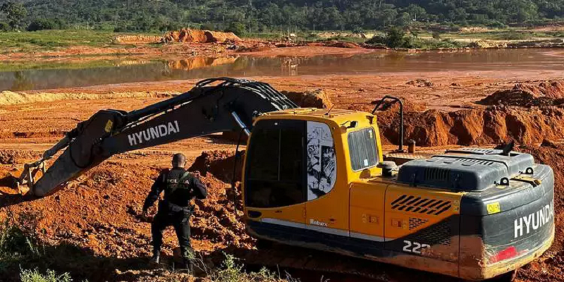 Investigações ainda buscam outros responsáveis pelo garimpo na região. (Divulgação / Polícia Federal)