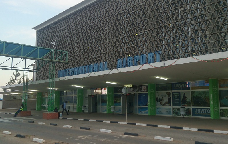 aeroporto-internacional-de-Kenneth-Kaunda-em-Lukansa-scaled