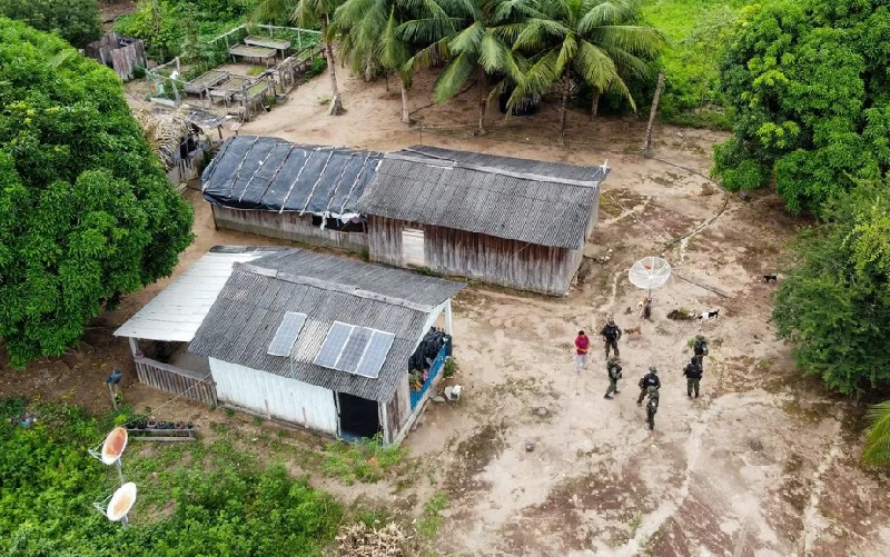 Acampamento são distribuídos pela operação Curupira em São Félix do Xingu, no Pará. — Foto: Marcelo Costa / Agência Pará