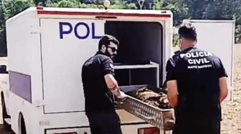 HOMEM-TEM-CORACAO-TIRADO