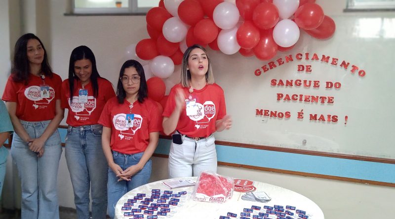 Orientações de Hemovigilancia ajudam garantir a segurança do Paciente no HRSP. Fotografia AscomHRSP (4)
