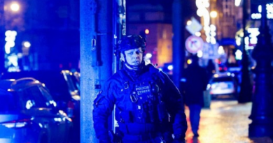 1_2023_12_21t170003z_1_lynxmpejbk0n7_rtroptp_4_czech_shooting_police-33635741