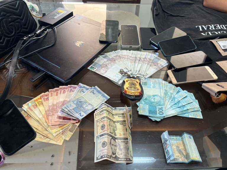 40d889fd-6ec5-44bb-a5c4-7ed8182f4426