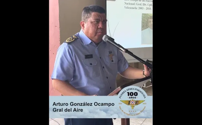  O general Arturo Javier González Ocampo durante evento da Força Aérea do Paraguai Crédito: Divulgação/Força Aérea do Paraguai 