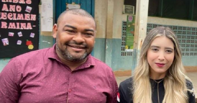 delegada e escrivão 111