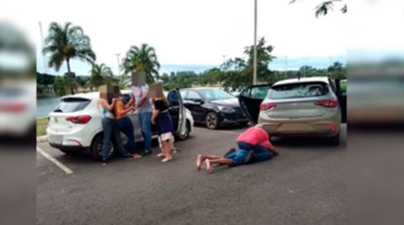 POLICIAIS-BATEM-EM-AMANTE