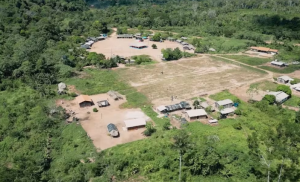 Comunidade Kranhkrô do povo Kayapó — Foto: Alerhandro Rafalski e Rian Costa