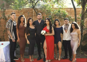 Luiza Marcato e Máximo García se casam pelados — Foto: Divulgação e Instagram