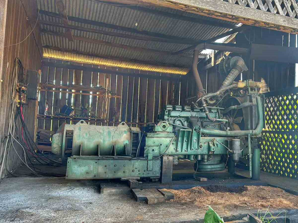 Os equipamentos são avaliados em cerca de R$ 2 milhões. Também foram apreendidos cerca de 140 metros cúbicos de madeira avaliado em R$ 70 mil | Foto: Divulgação/Polícia Federal