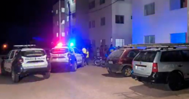 d27102770efd88ef3570bdb36f19a4ef