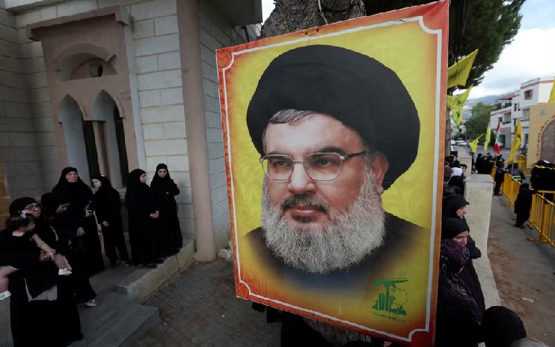 Retrato do líder do Hezbollah, Sayyed Hassan Nasrallah. — Foto: Aziz Taher/Reuters